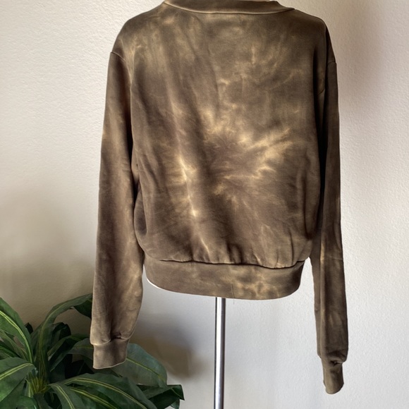 Olive Tie Dye Crop Sweatshirt Large New! - Picture 7 of 14
